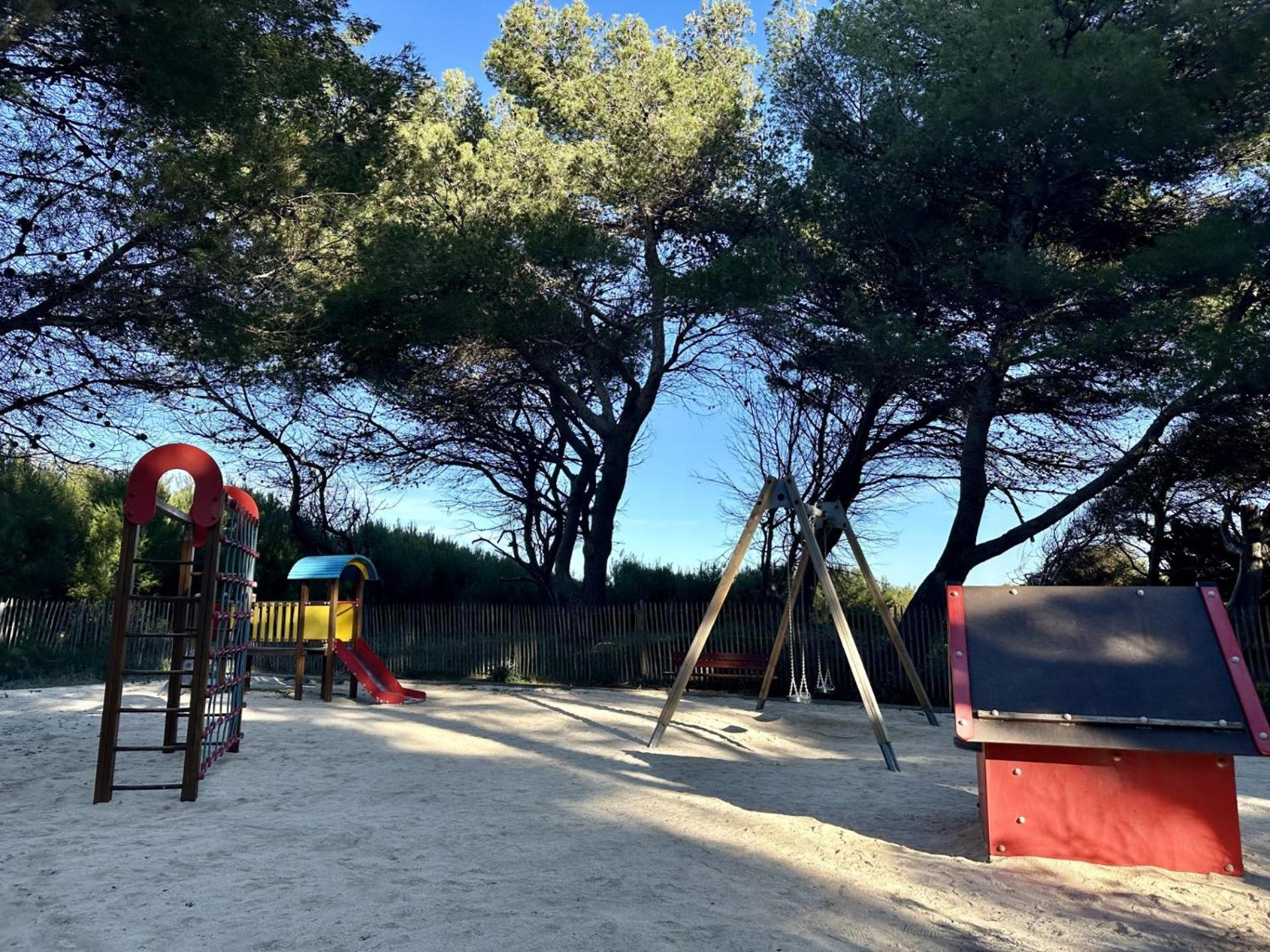 Badine Beach 5P Plage Piscine Balneo Clim Jardin Exotique Hyeres Ngoại thất bức ảnh